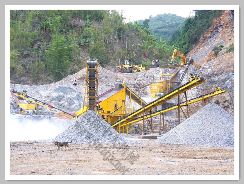 云南臨滄日產(chǎn)1500噸二合一生產(chǎn)線現(xiàn)場(chǎng)